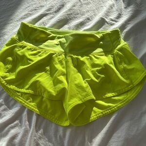Lululemon Speed Up shorts 2.5 inch